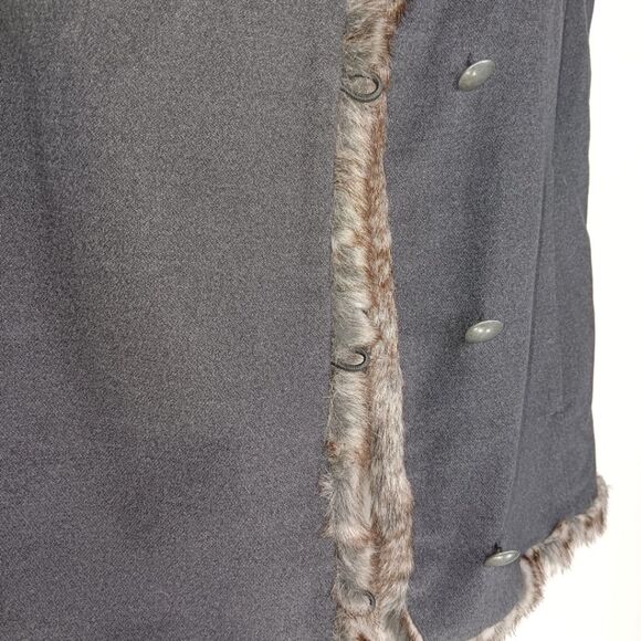 J. JILL Faux Fur Trim Charcoal Gray Vest Size Small - Picture 4 of 8